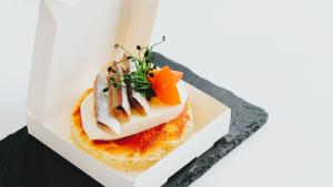 <p>Restaurante Irreverente de Alicante, platos tradicionales con un giro inesperado e irreverente que te sorprenderán. Descubre su ambiente sin igual</p>