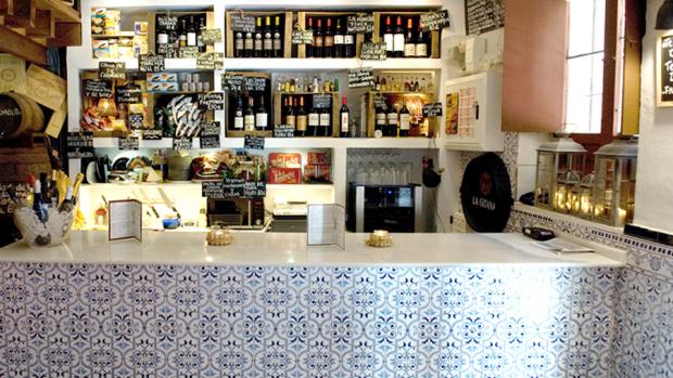 La Bodega de Alicante, conservas, quesos y vermouth