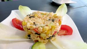 <p>Utopía Restaurante vegetariano y vegano en Alicante. Menús completos aptos para celíacos totalmente vegetarianos pero muy sabrosos y vistosos</p>