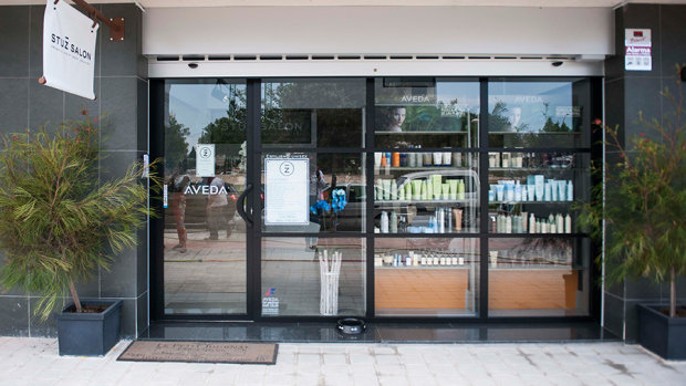 Stuz Salón, peluquería en San Juan Playa con tratamientos de Aveda