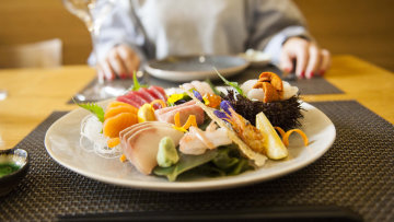 Restaurante NiGO Alicante, gastronomía japonesa con producto local