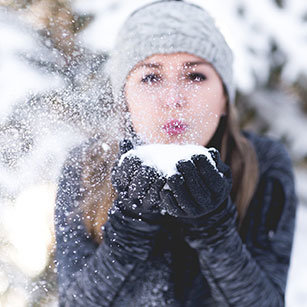 Cómo tener un pelo bonito después del invierno. En Ocio Magazine.