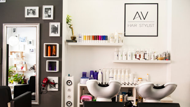 Amalia Valdivieso Hair Stylist en San Juan de Alicante, peluquería