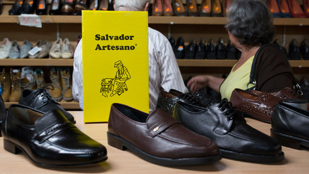 Salvador Artesanos, zapatos de calidad en Alicante. Ocio Magazine.