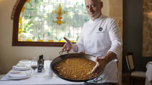 <p>Restaurante Natxo Sellés de Cocentaina, Alicante. Cocina de autor con raíces autóctonas y materia prima de temporada y del entorno. Tienes que probarlo.</p>