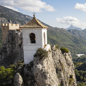 Guadalest en un día: 7 paradas y 3 museos imposibles, para no perderte nada